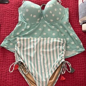 Swim by Cacique 2 piece suit